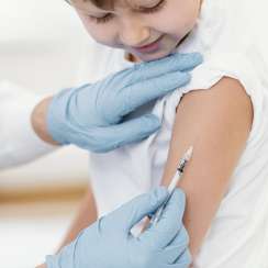 Queda nas taxas de vacinação e a volta de doenças erradicadas